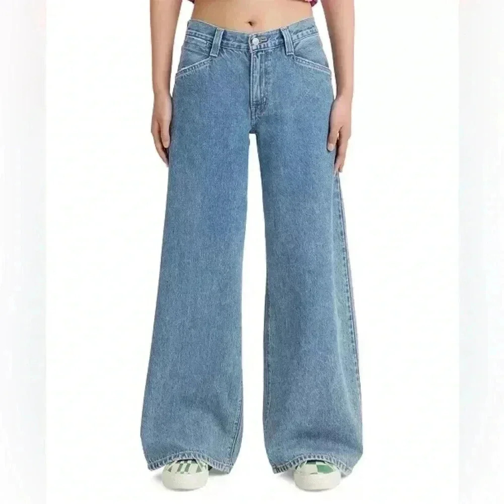 NWT LEVIS 94”‎ DADDY WIDE LEG JEANS SIZE 28
